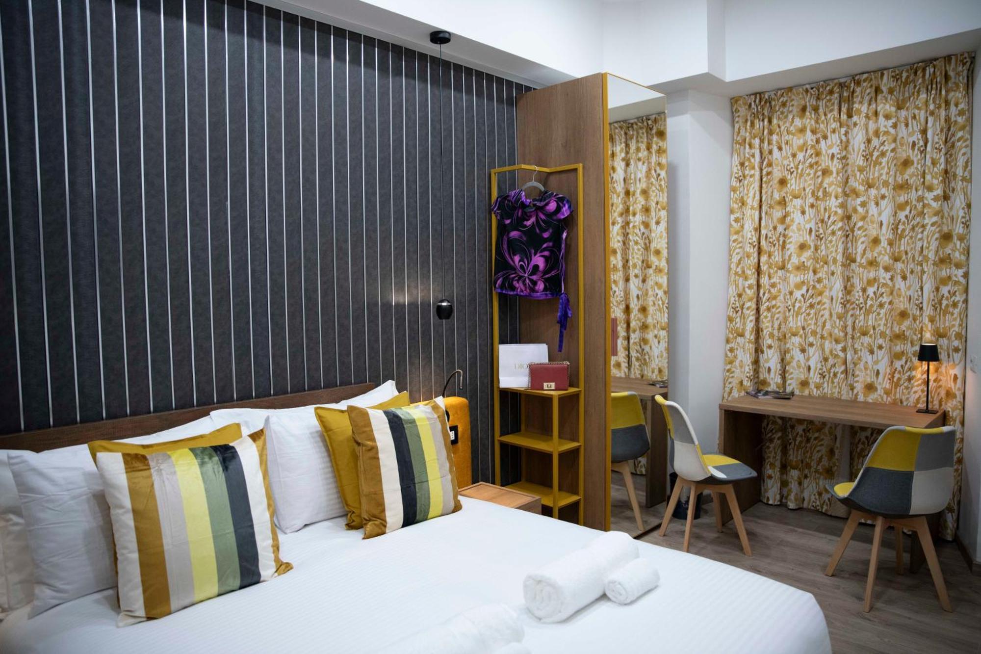 Cola Suites Apartments Roma Esterno foto